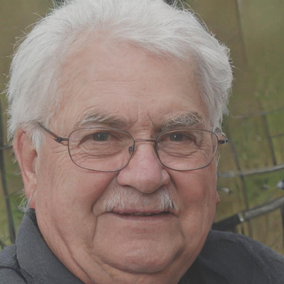 Dragomir Solberg, founder and lead instructor at EvolvBeam